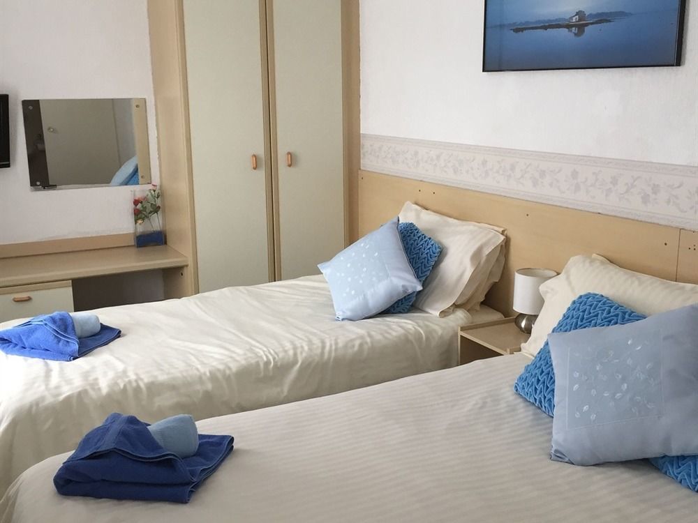 The Torland - Paignton Seafront - Free Parking, All Rooms En-Suite Exterior foto